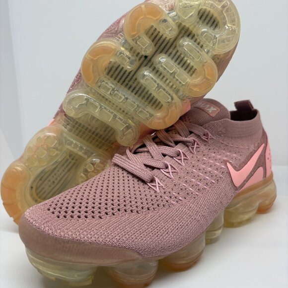 Women's Nike Vapormax - Pink - Picture 3 of 7